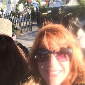 Meet your Posher, Kelly